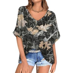 UEU Womens Oversized T-Shirts Summer V Neck Casual Shirts Short Sleeve Workout Tunic Tops(Mapleleaf Black)