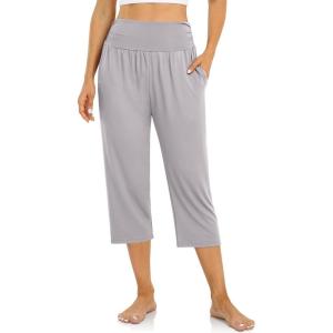 UEU Women’s Capri Pants Summer Loose Yoga Pants Comfy Workout Cropprd Pants with Pockets(Capris  Light Grey)